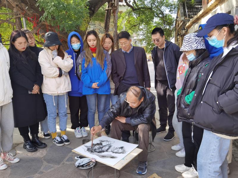 藝術學院組織2019級學生赴長清區實景寫生-山東財經大學黨委學生工作